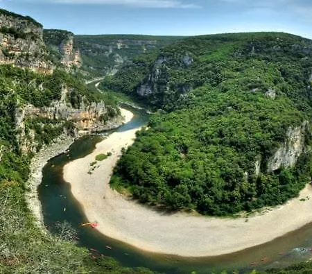 Le Jasmin *
